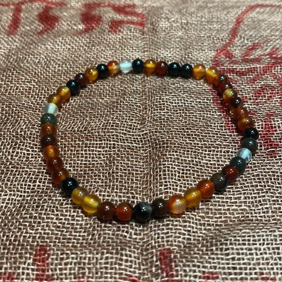 4MM Fire Agate Bead Stretchy Cord Bracelet - Picture 1 of 1